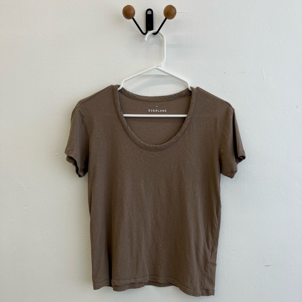 Everlane The Air Scoop-Neck Tee in Clay, Size XXS